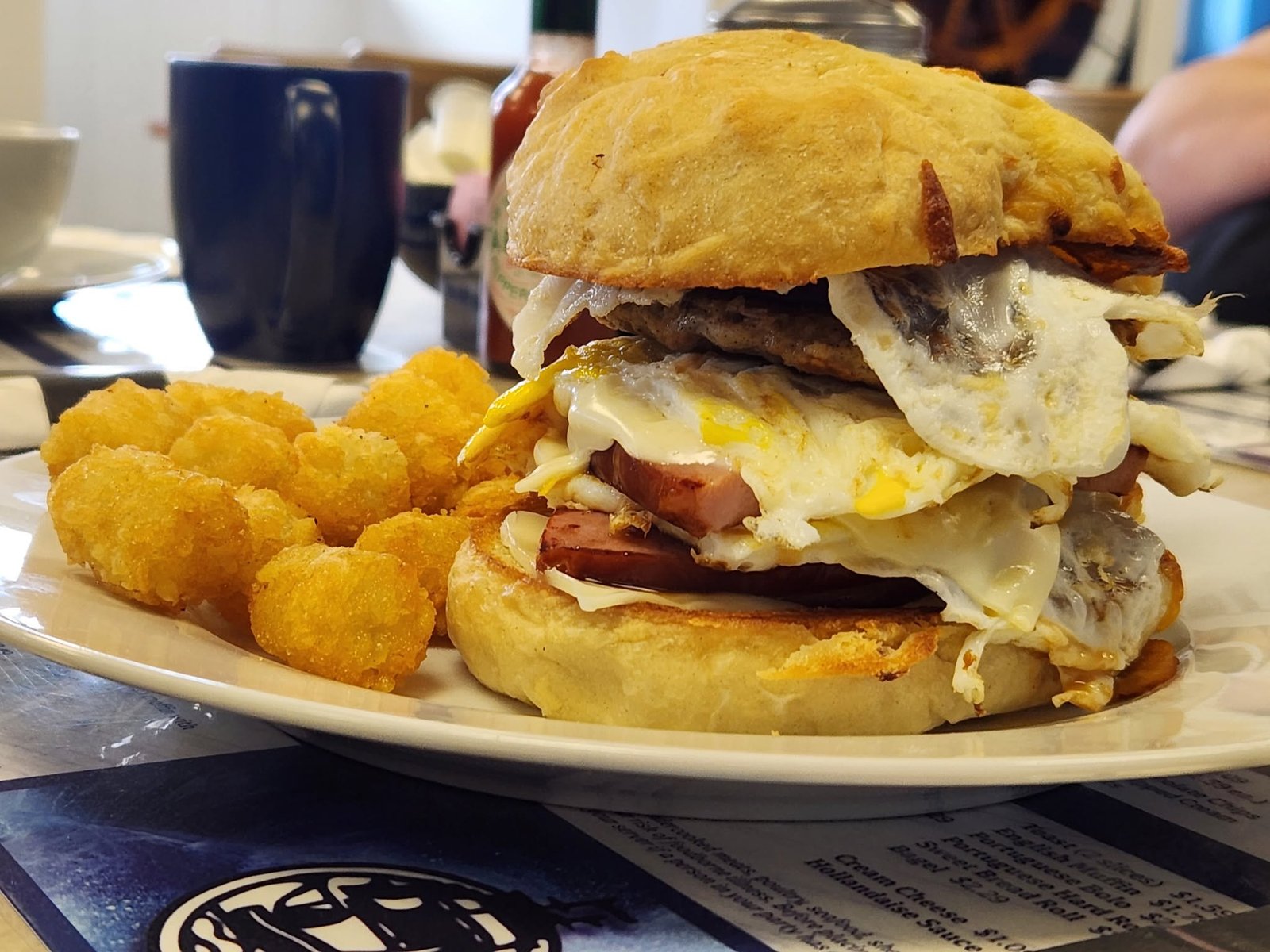 Breakfast sandwich with tater tots